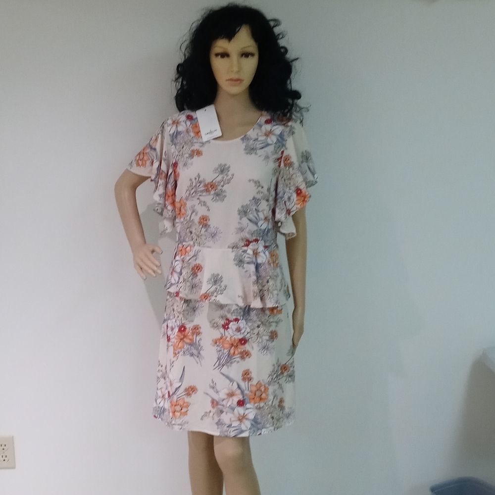 Grifflin paris cream floral dress